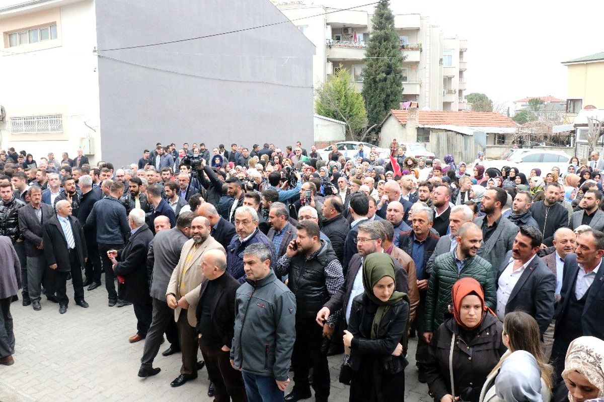AK Parti Sakarya İl Başkanı Tever, CHP\'li Özkoç\'u istifaya davet etti