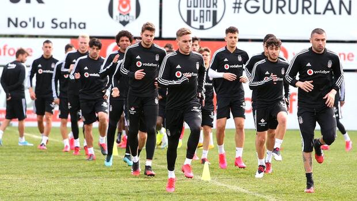 Beşiktaş\'ta derbi öncesi sarı kart alarmı! Tam 6 isim...
