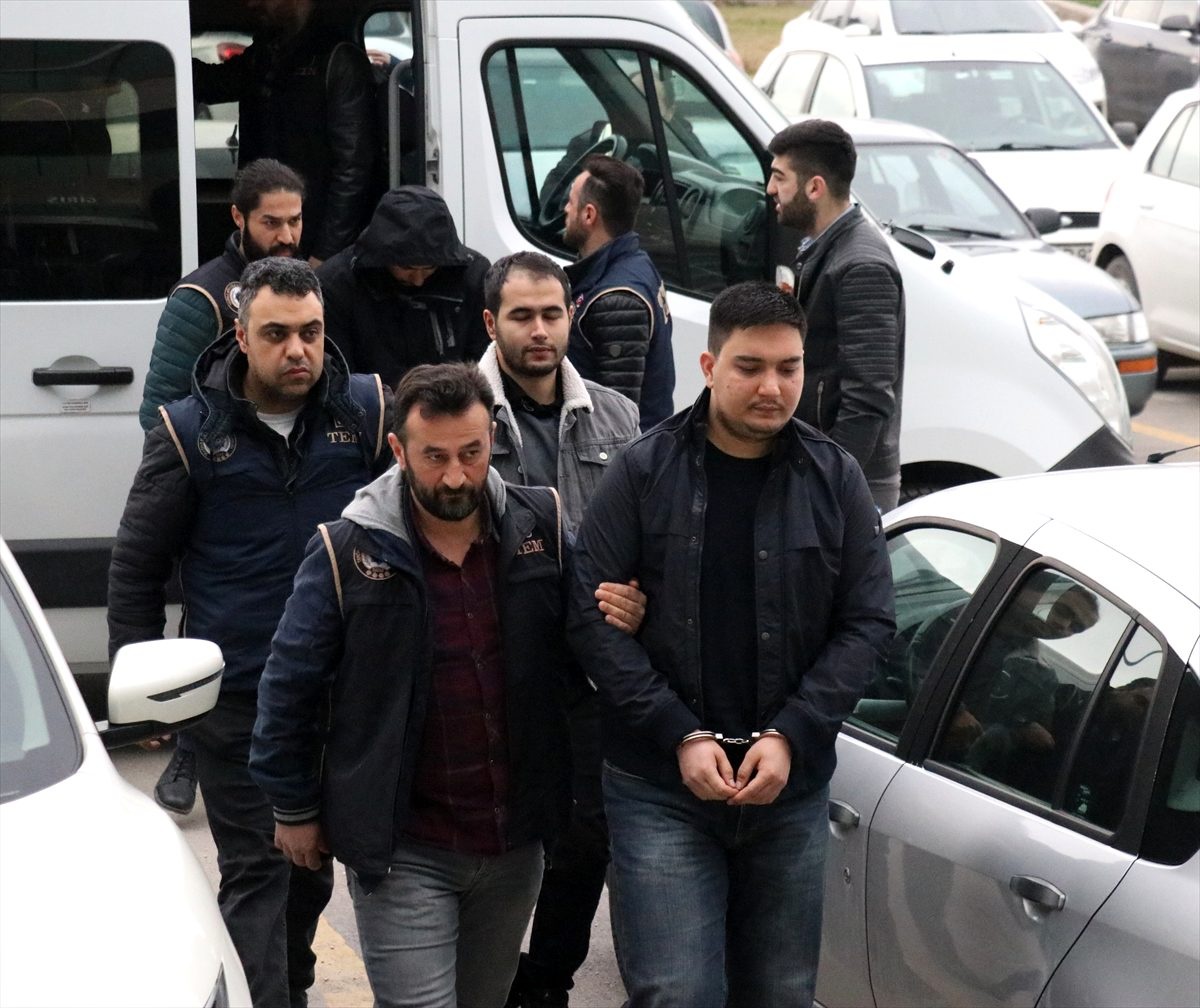 Bolu merkezli FETÖ operasyonunda gözaltına alınan 7 şüpheli adliyede