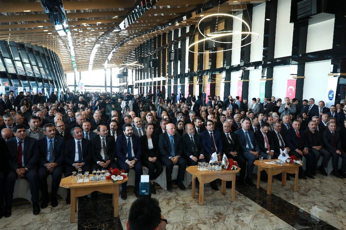 DAKAF\'20, on binlerce öğrenciyi kamu ve özel sektörle bir araya getirdi