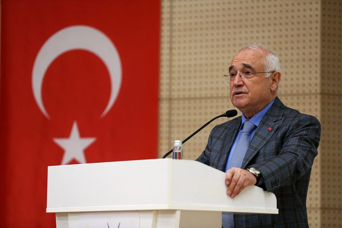 Eski TBMM Başkanı Çiçek "Türkiye\'deki Yargı Reformları" konferansında konuştu Açıklaması