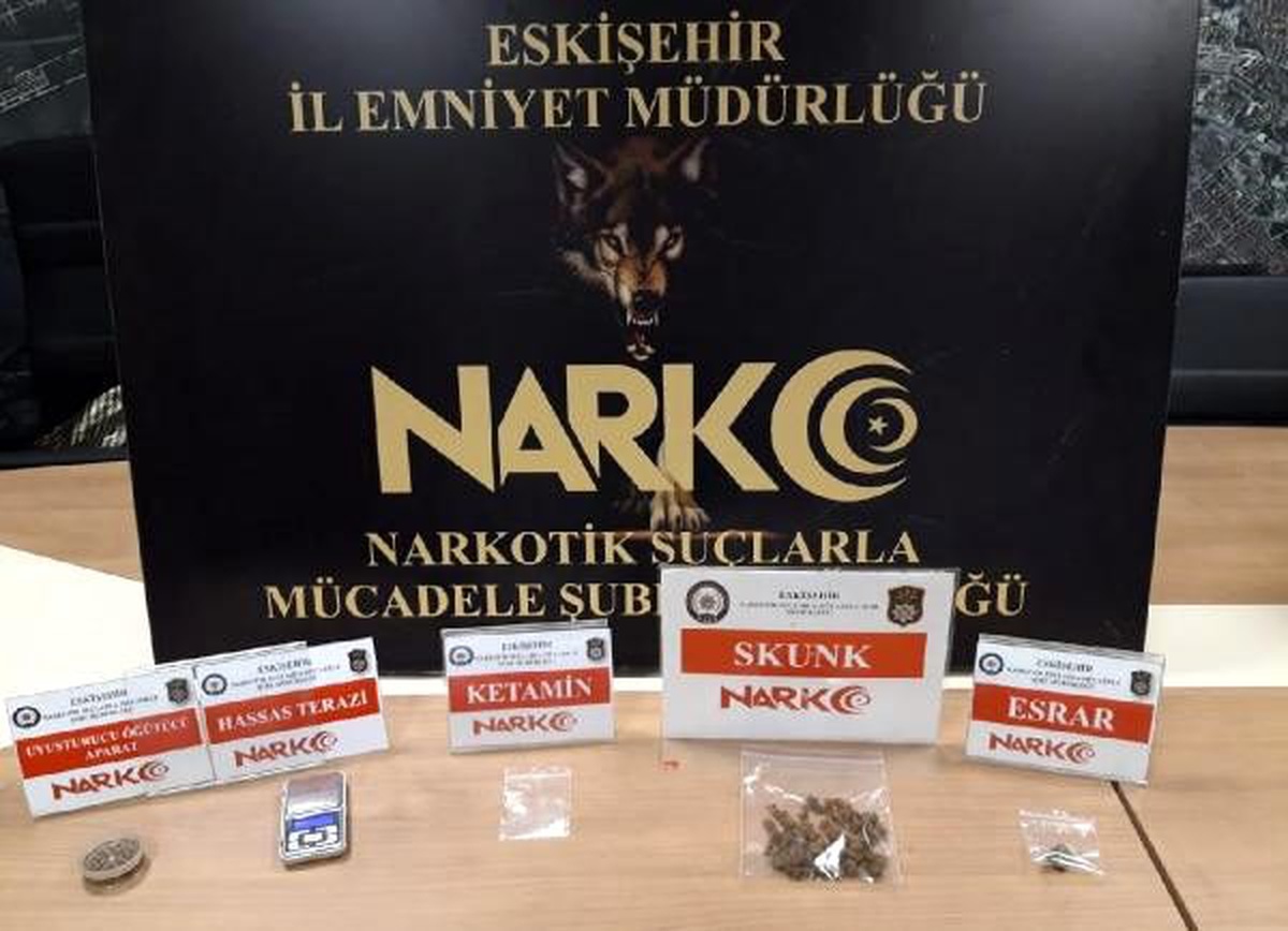 Eskişehir\'de uyuşturucu operasyonu: 8 gözaltı