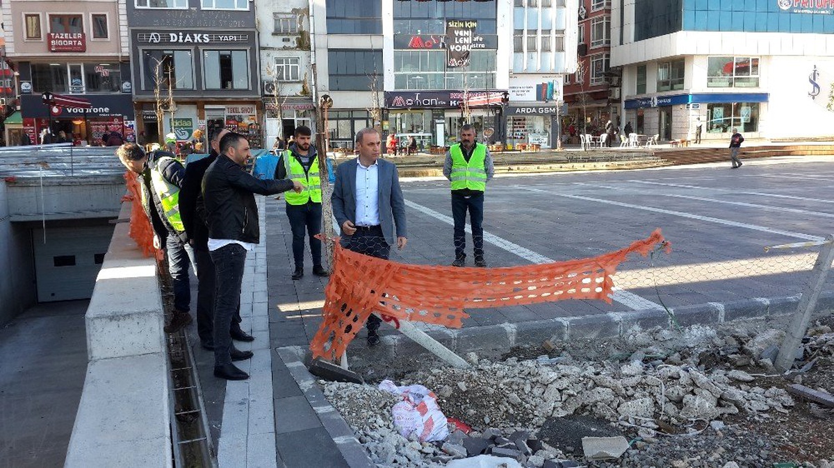 Fatsa Cumhuriyet Meydanı\'nda sona gelindi