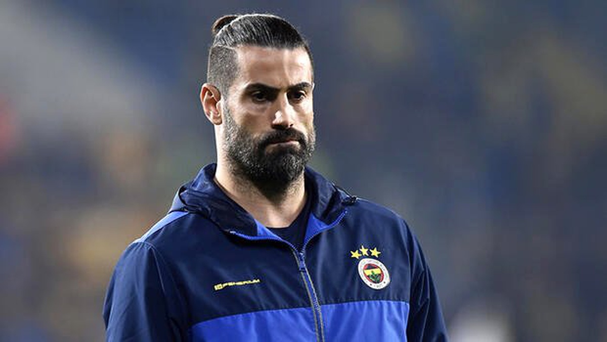 Fenerbahçe\'de sorumluluk Volkan Demirel\'de!