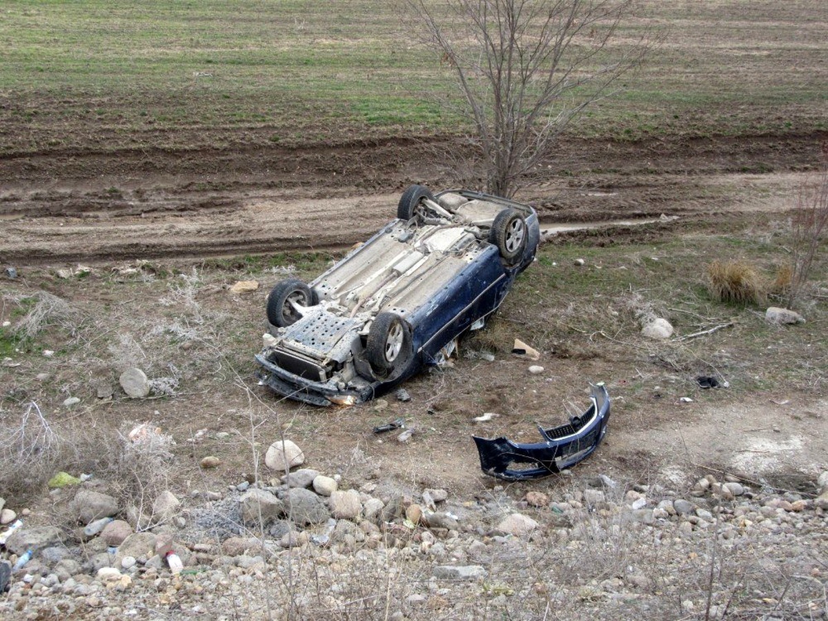 Güne giden bayanlar kaza yaptı; 1 ölü, 4 yaralı