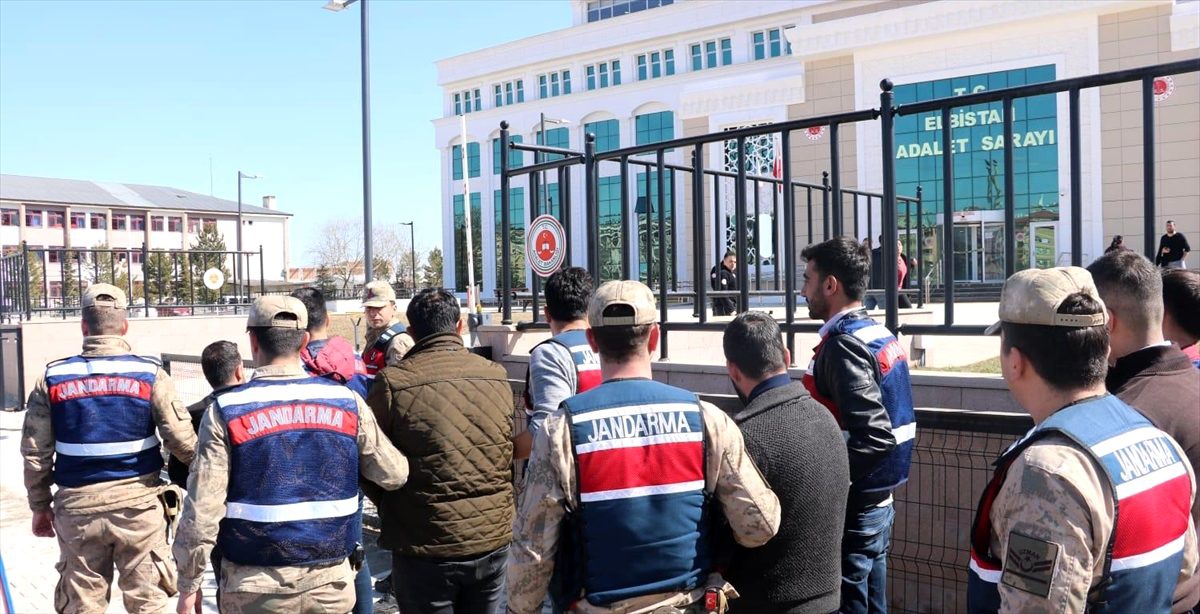 Kahramanmaraş\'ta enerji nakil kablo hırsızlığı şebekesi çökertildi