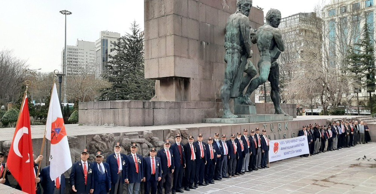 Kıbrıs gazilerinden Bahar Kalkanı Harekatı\'na destek
