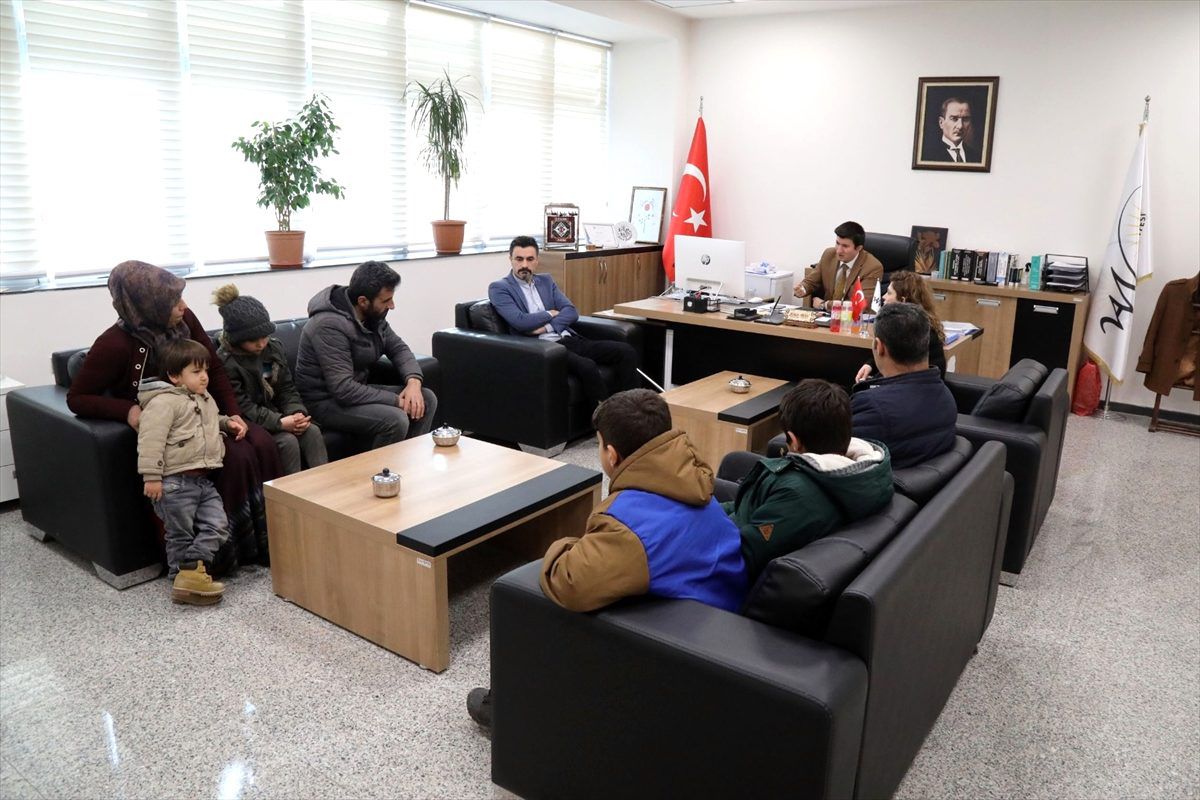 Kirasını ödeyemedikleri evden çıkarılan aile misafirhaneye yerleştirildi