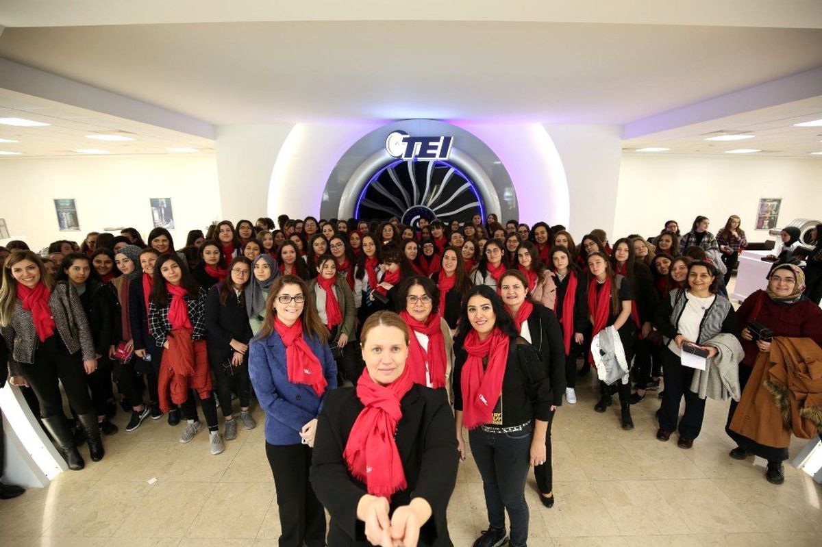 Kız öğrenciler TEI\'de ağırlandı