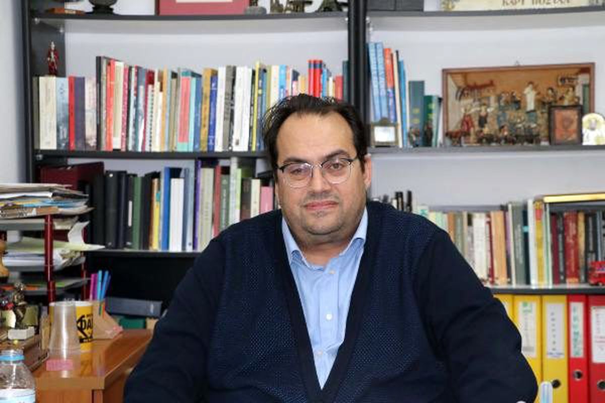 \'Midilli\'deki göçmenler Atina\'ya götürülüp sınır dışı edilecek\' iddiası