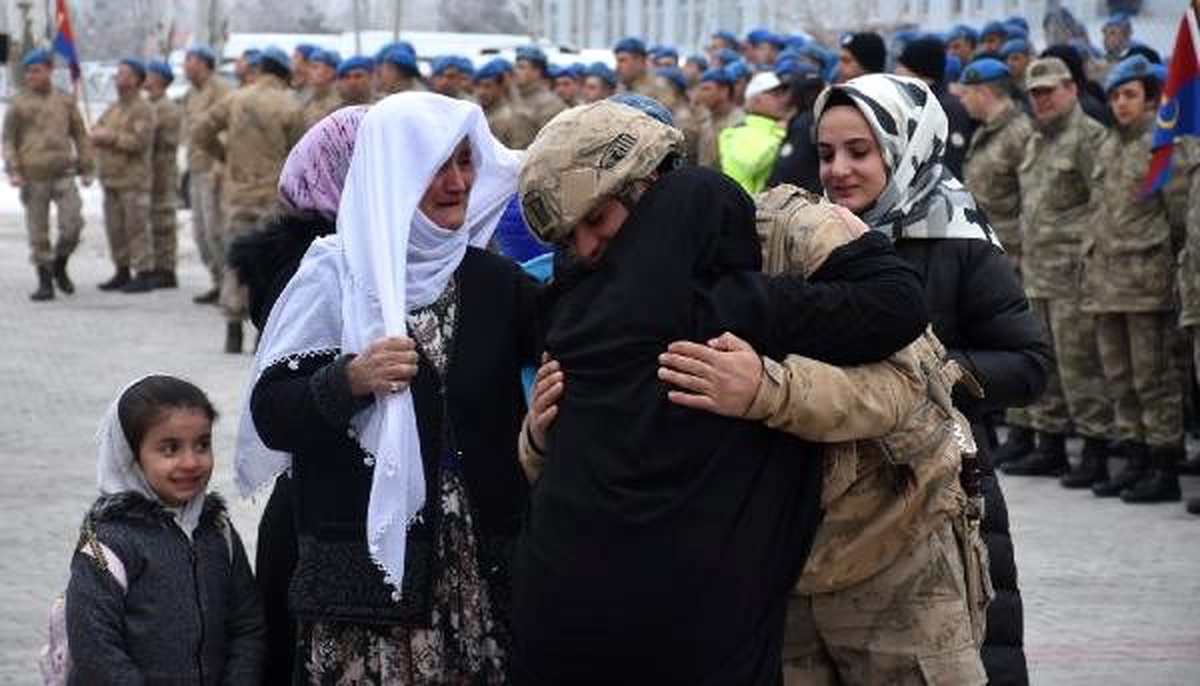 Muş\'ta komandolar, dualarla Bahar Kalkanı Harekatı\'na uğurlandı