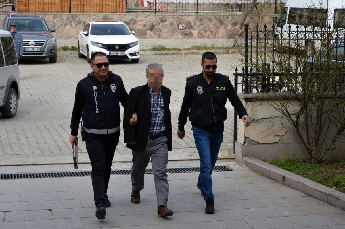 Provokatif amaçlı sosyal medya paylaşımı yapan 1 kişi yakalanarak gözaltına alındı