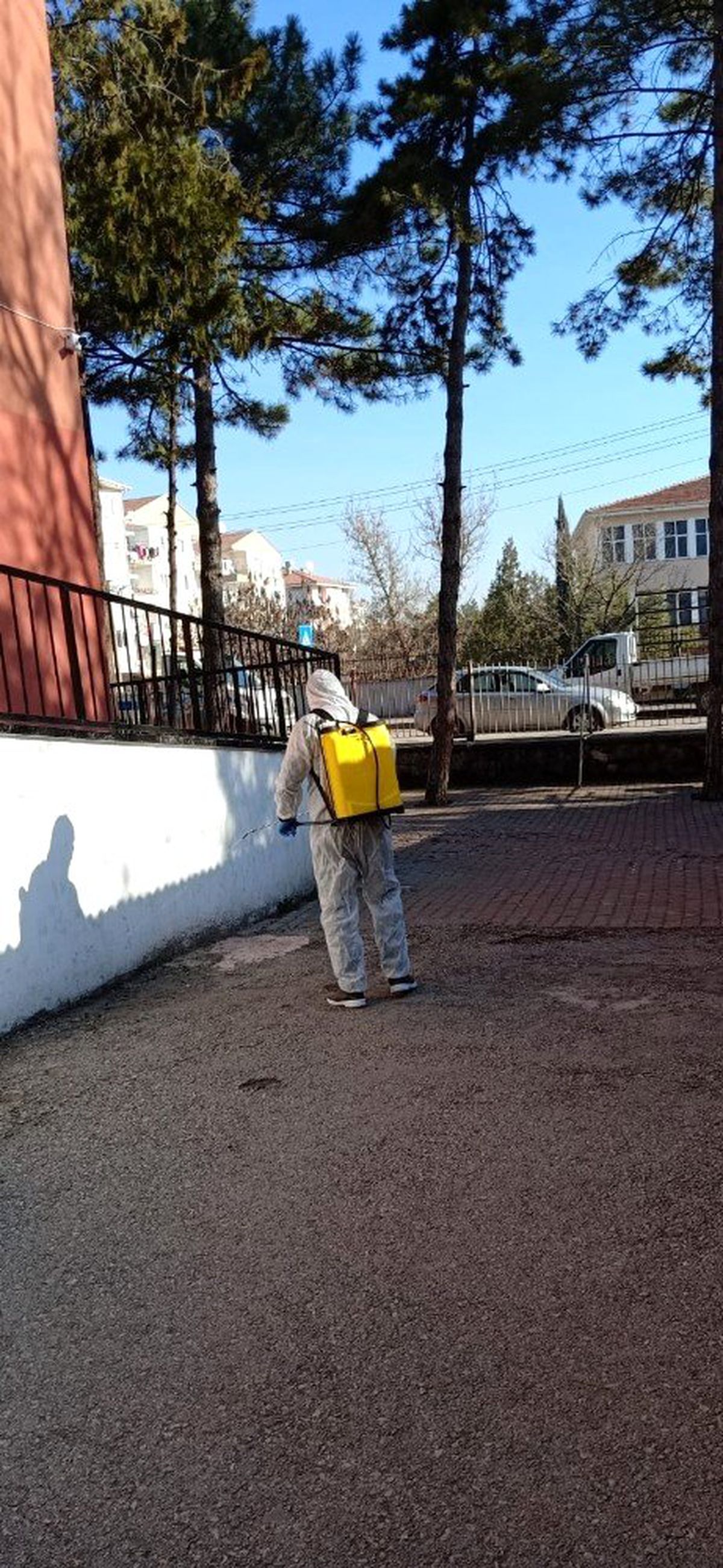 Sincan\'da okullar ilaçlanıyor