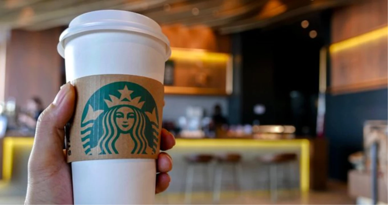 Starbucks, koronavirüs nedeniyle kişisel kupa ve termoslara kahve vermeyecek