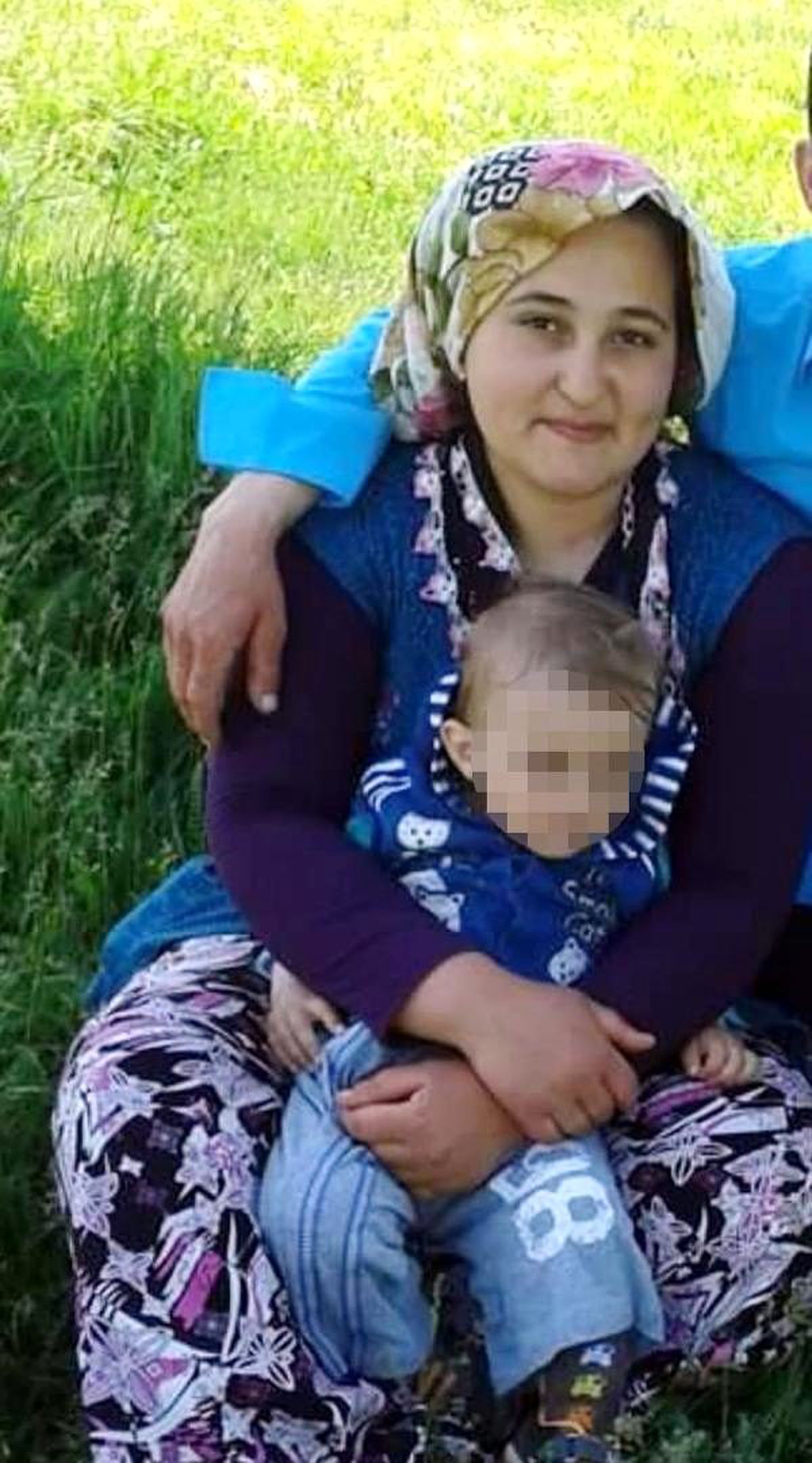 6 yaşındaki çocuk, annesini ipte asılı buldu