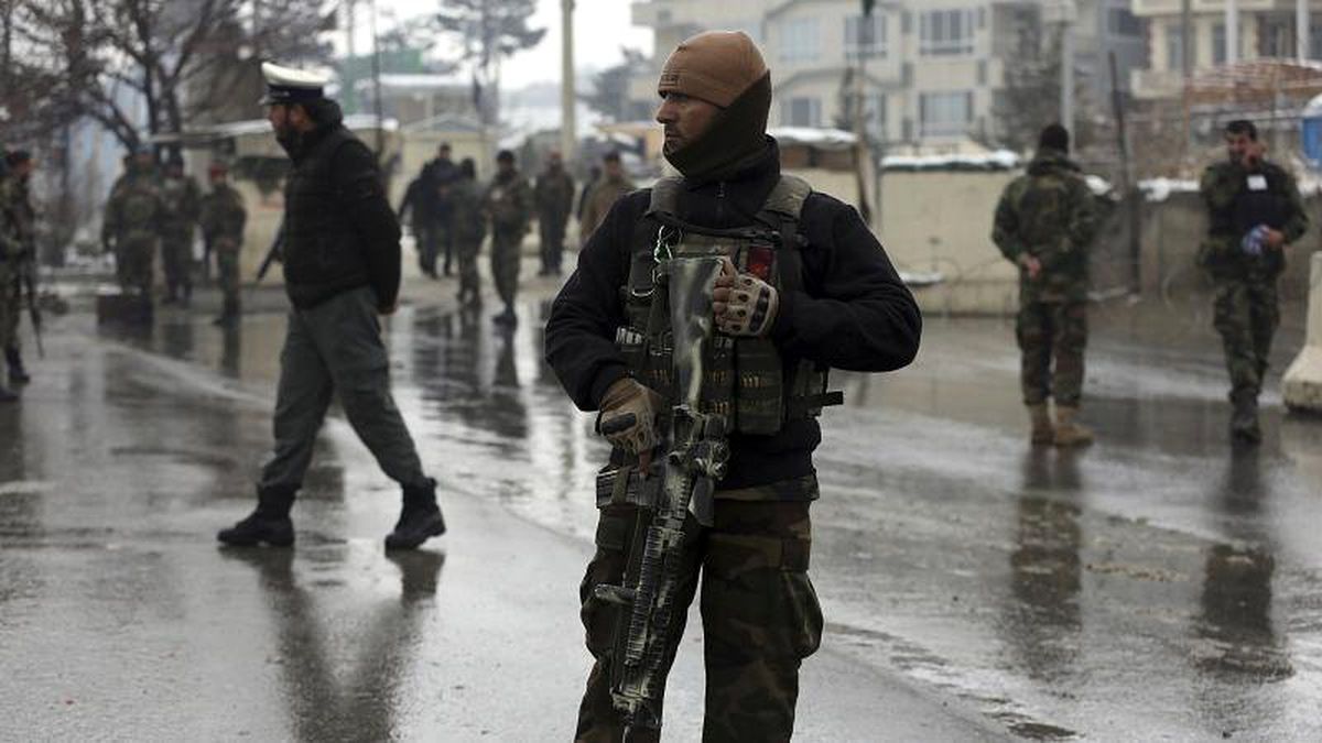 Afganistan\'ın başkenti Kabil\'de Şii lideri anma törenine silahlı saldırı: Yaralılar var