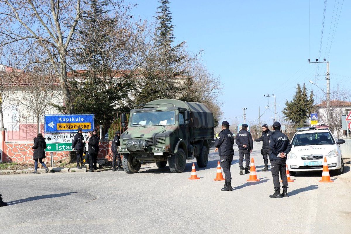 Akın akın geçişler sürüyor
