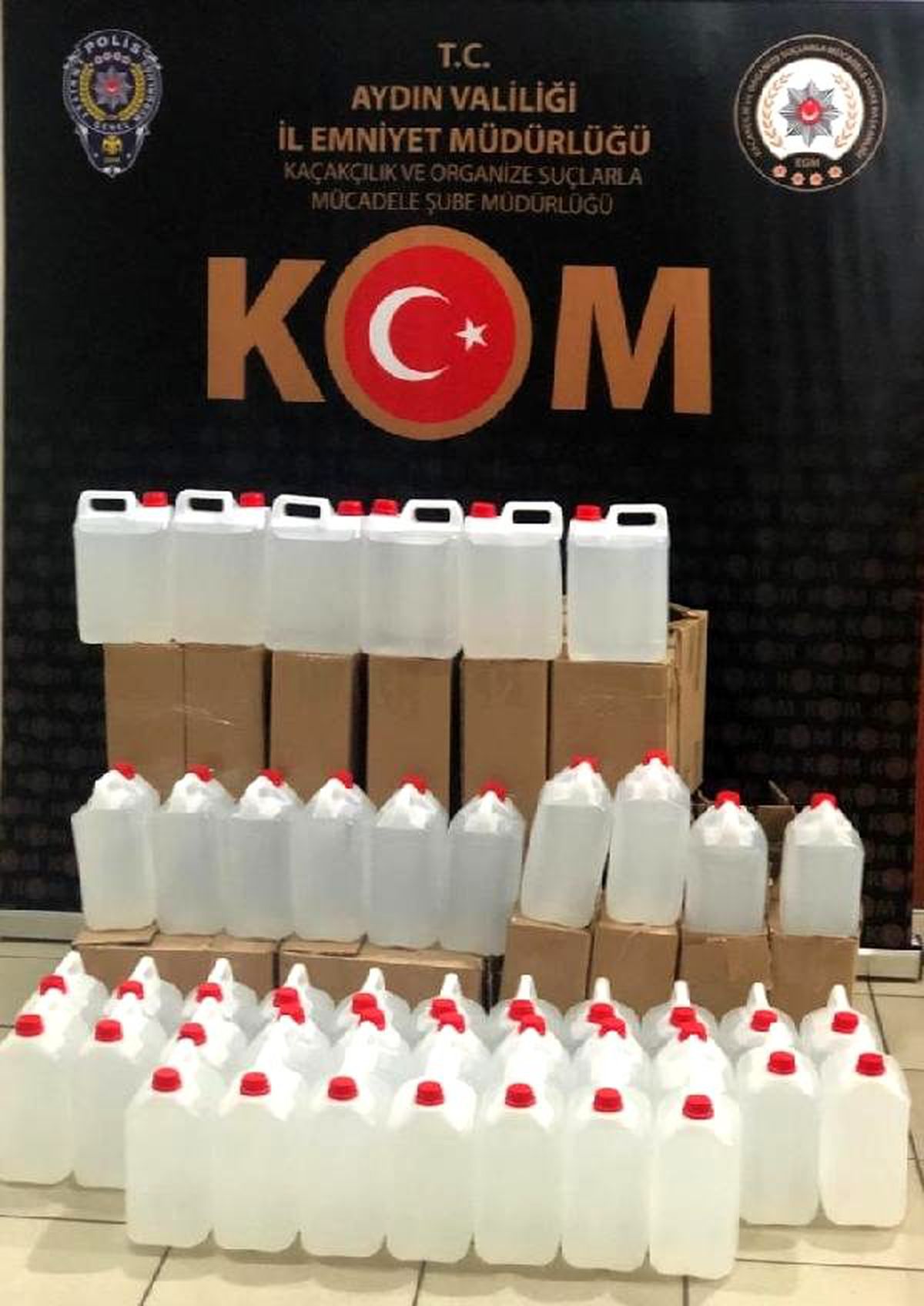 Aydın\'da 2 bin 697 litre kaçak alkol ele geçirildi