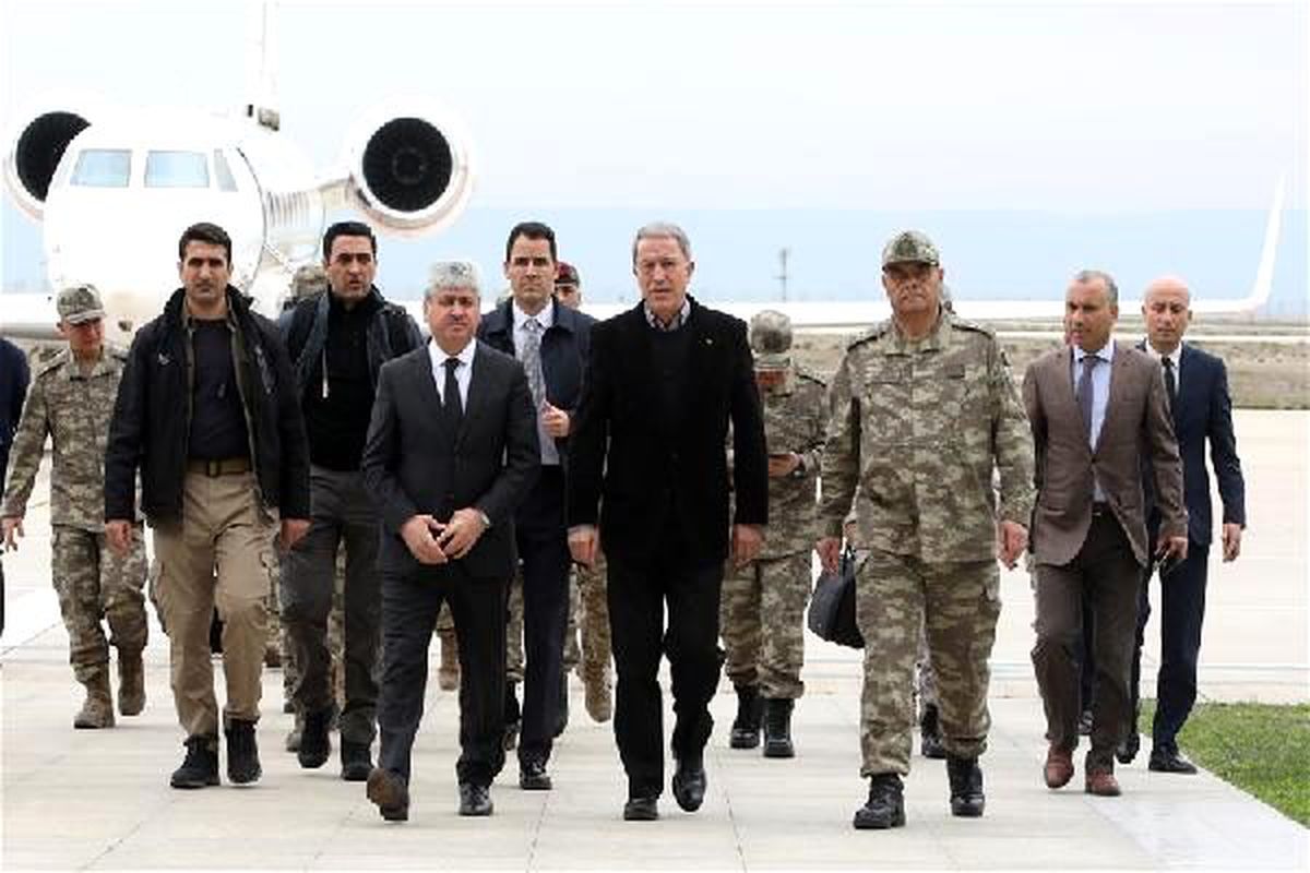 Bakan Akar ve komutanlar Hatay\'da