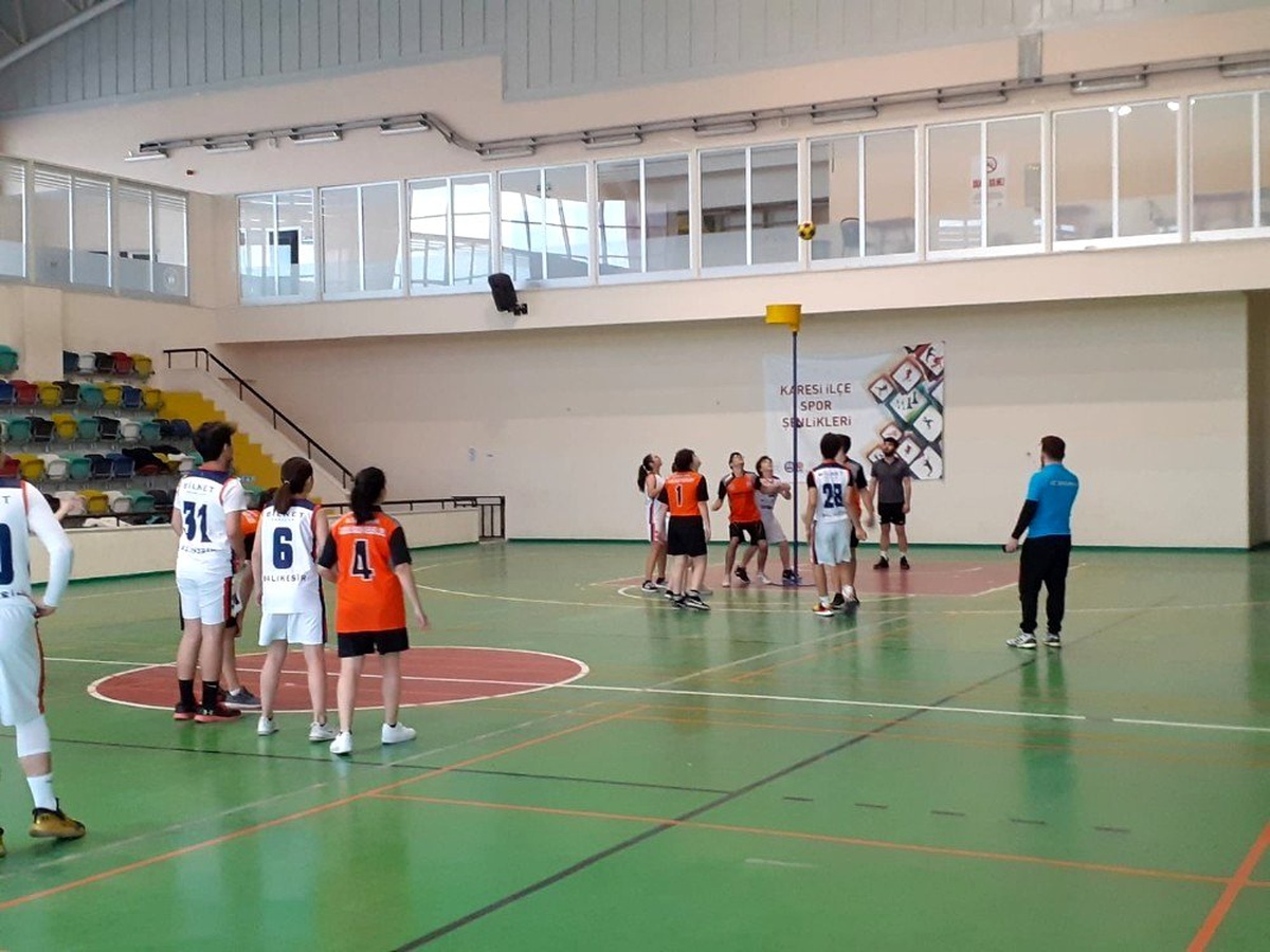 Balıkesir\'de Korfbol müsabakalarına büyük ilgi
