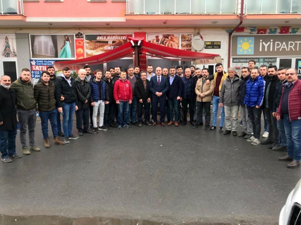 Başkan Kılıç berber esnafı ile bir araya geldi