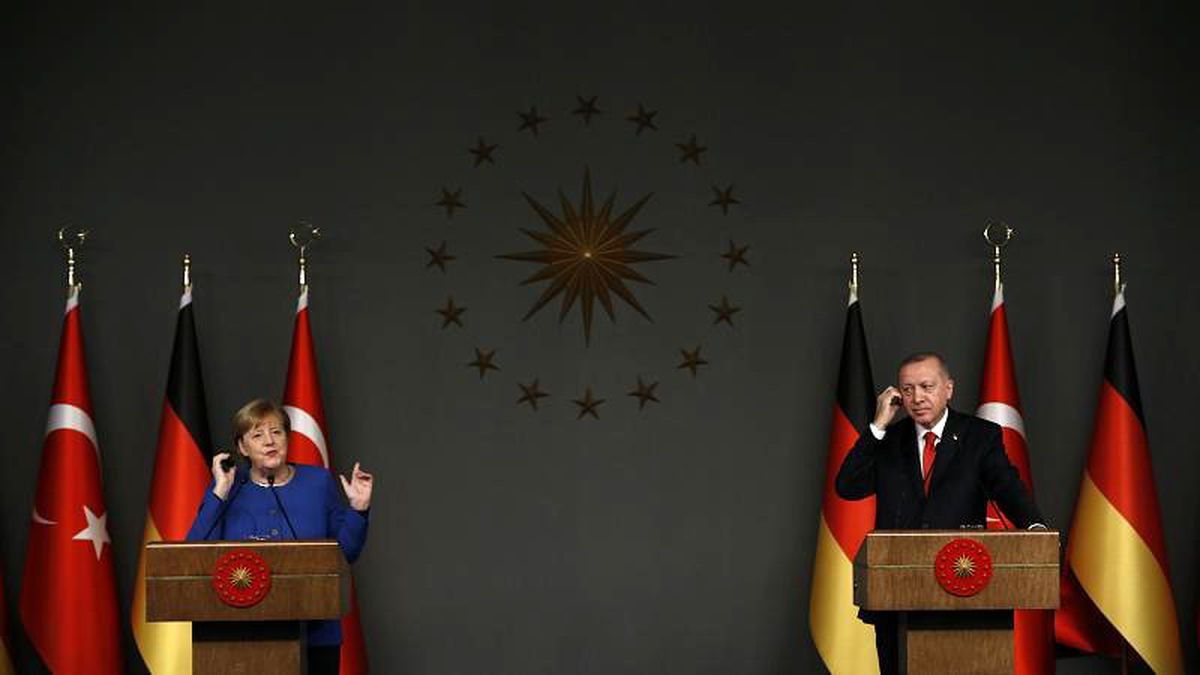 Cumhurbaşkanı Erdoğan, Almanya Başbakanı Merkel ile telefonda görüştü