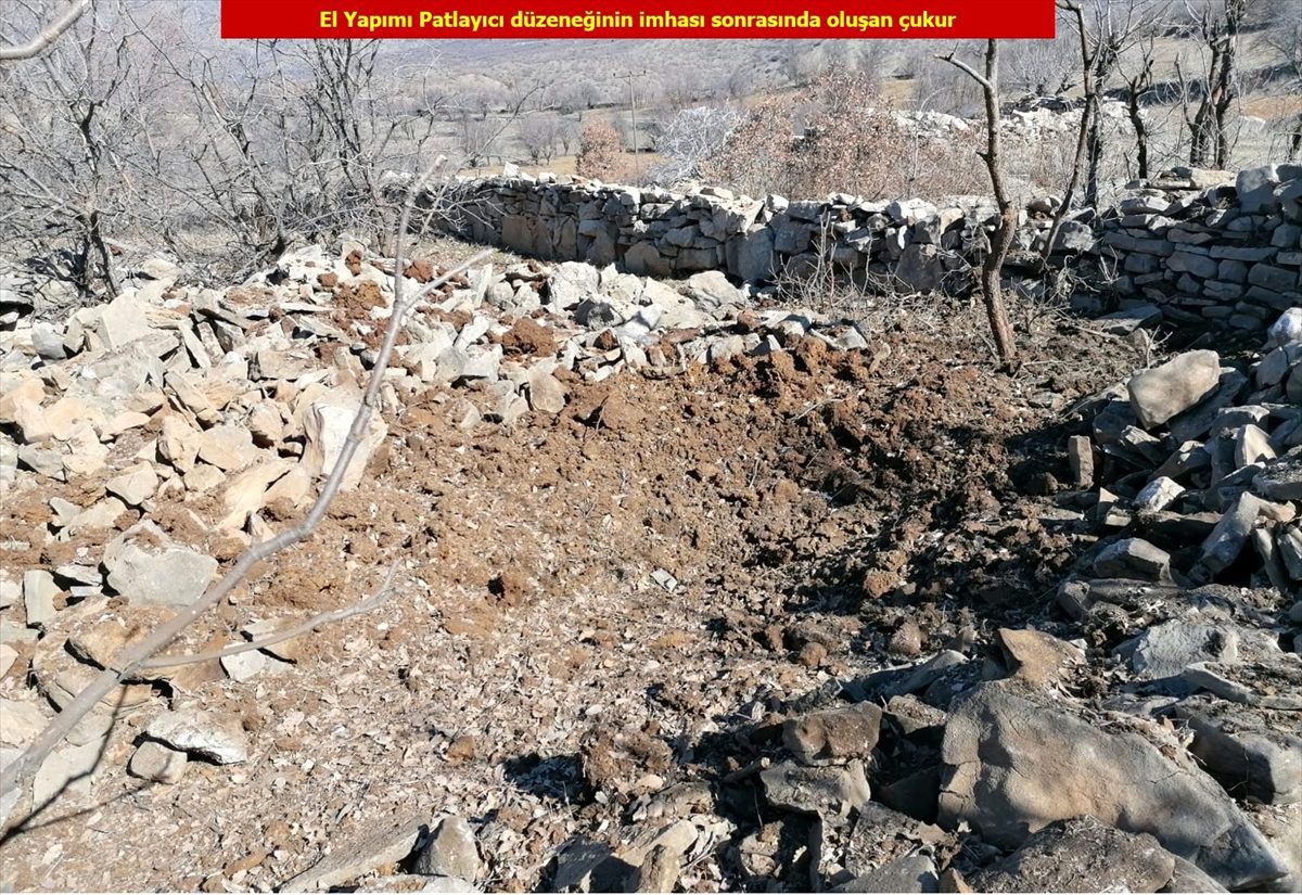 Diyarbakır\'da PKK\'lı teröristlere ait 3 kış sığınağı kullanılamaz hale getirildi