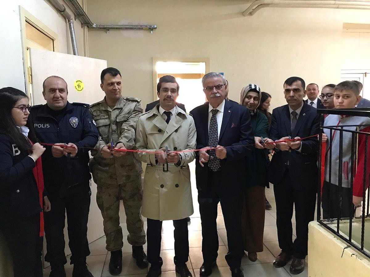 Doğanşehir\'de 2 atölyenin açılışı yapıldı