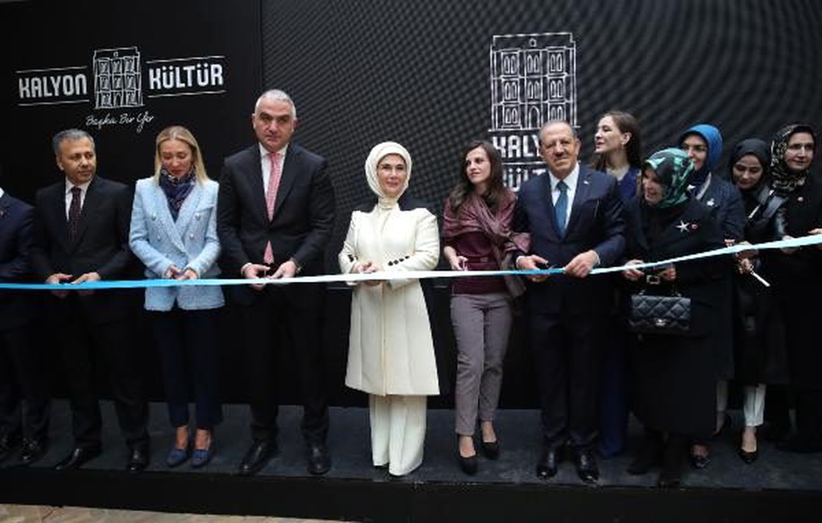 Emine Erdoğan "Kalyon Kültür"ün açılışına katıldı