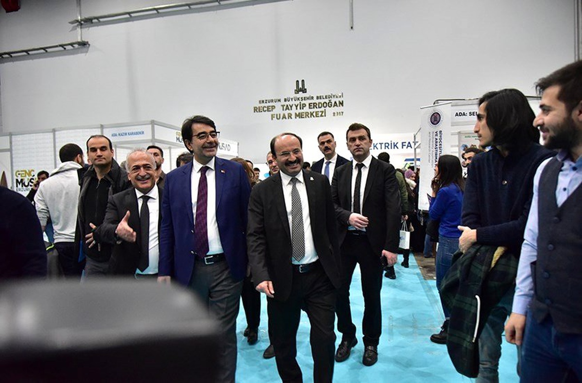 ETÜ Doğu Anadolu Kariyer Fuarı\'nda