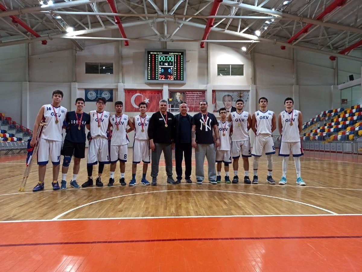 GKV Özel Liseleri Basketbol Takımı Türkiye finallerinde