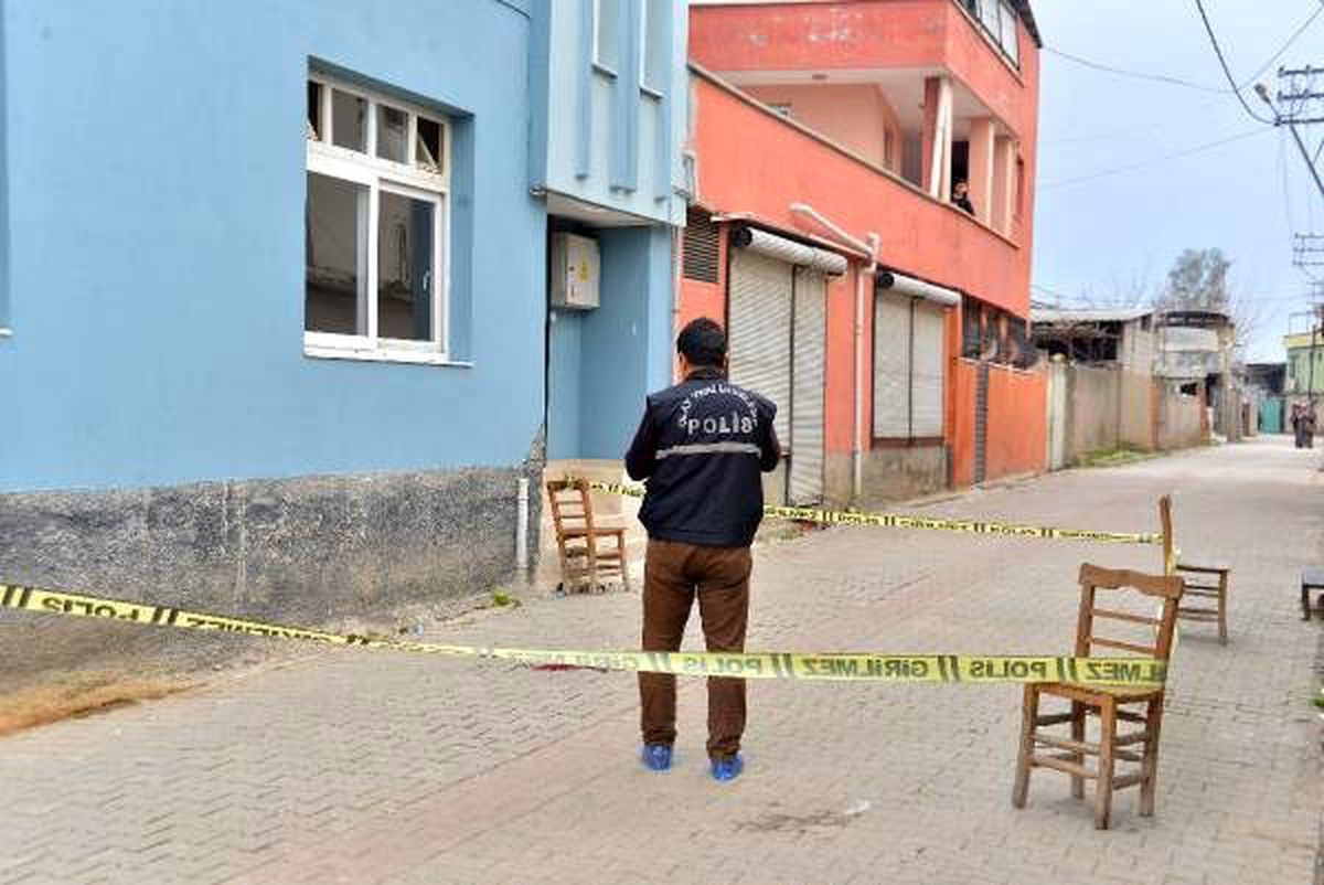 İşe giderken başından vurularak öldürüldü
