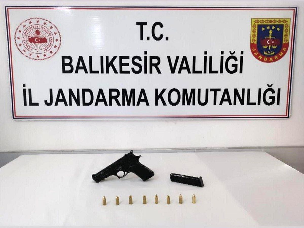 Jandarma aranan 36 kişiyi yakaladı