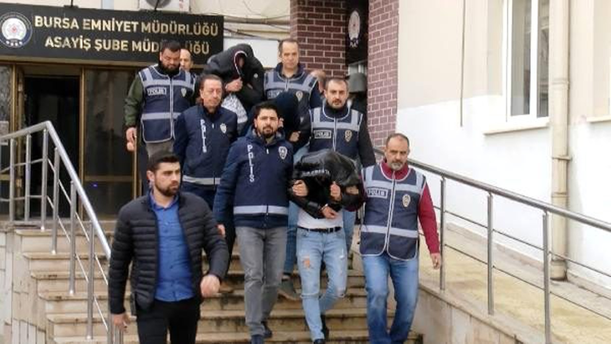 Kadınlara şifreli isim takan fuhuş çetesi adliyede