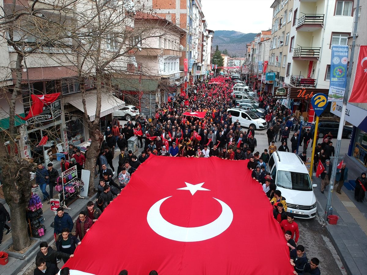 Kızılcahamam\'da İdlib şehitleri için yürüyüş yapıldı