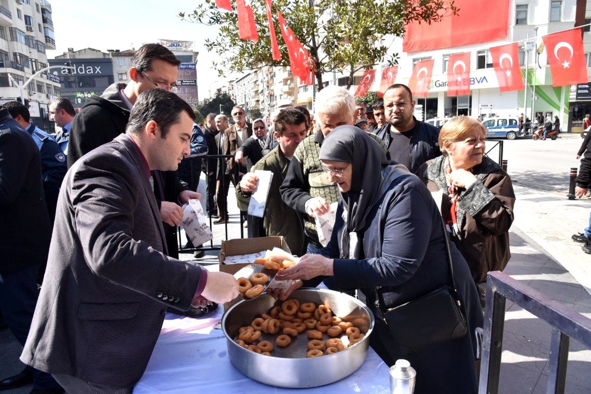 Manisa Büyükşehir\'den İdlib şehitleri için lokma hayrı