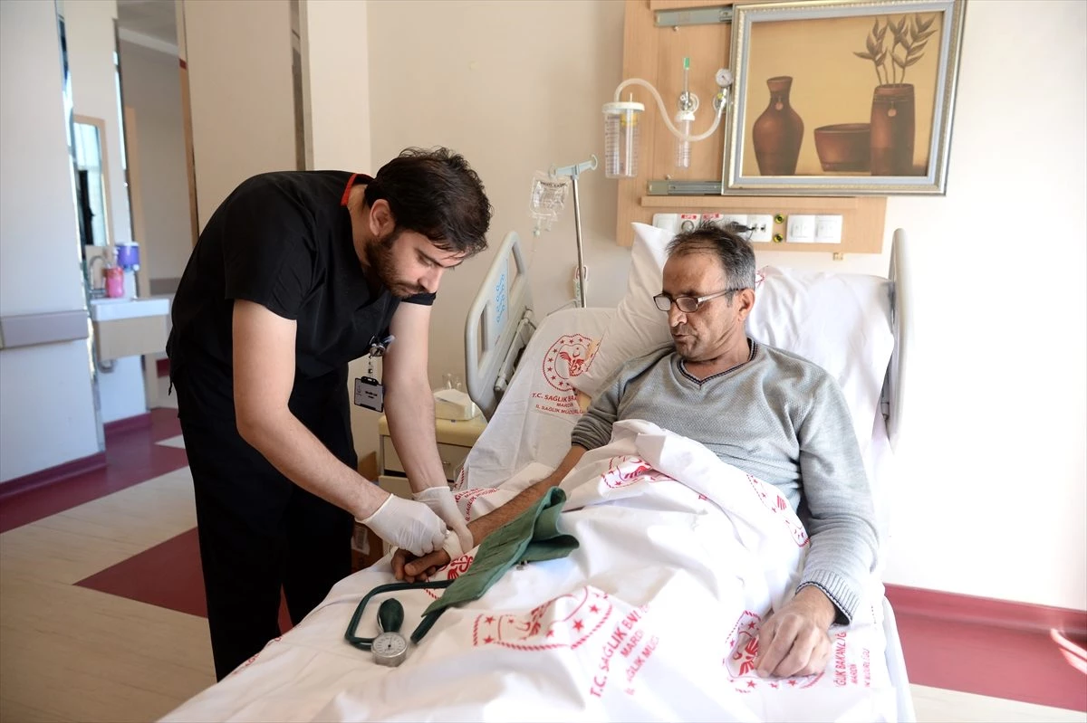 Mardin\'de mesane kanseri hastaya yapay mesane yapıldı