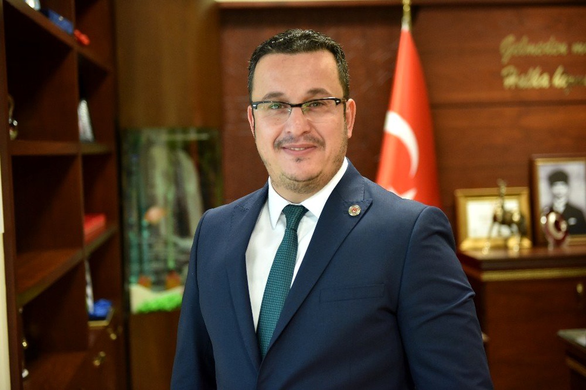 Mehmet Kanar: "İnandığın yolda yürü"