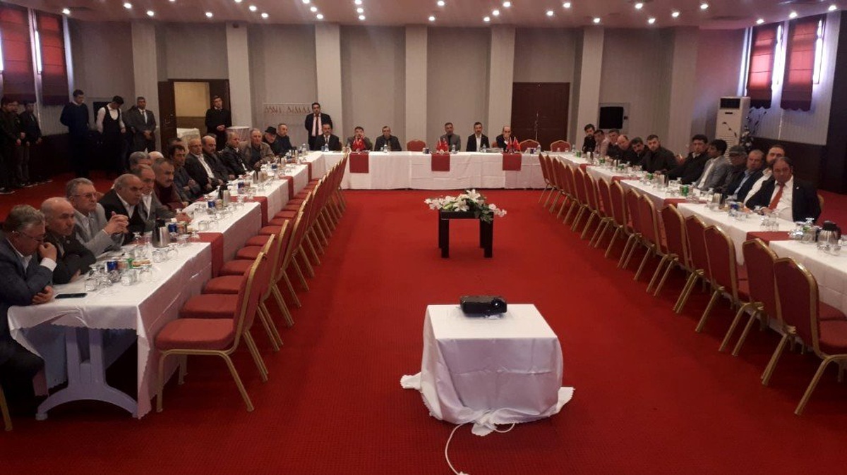 Milletvekili Ahmet Erbaş Emet\'te muhtarlarla buluştu