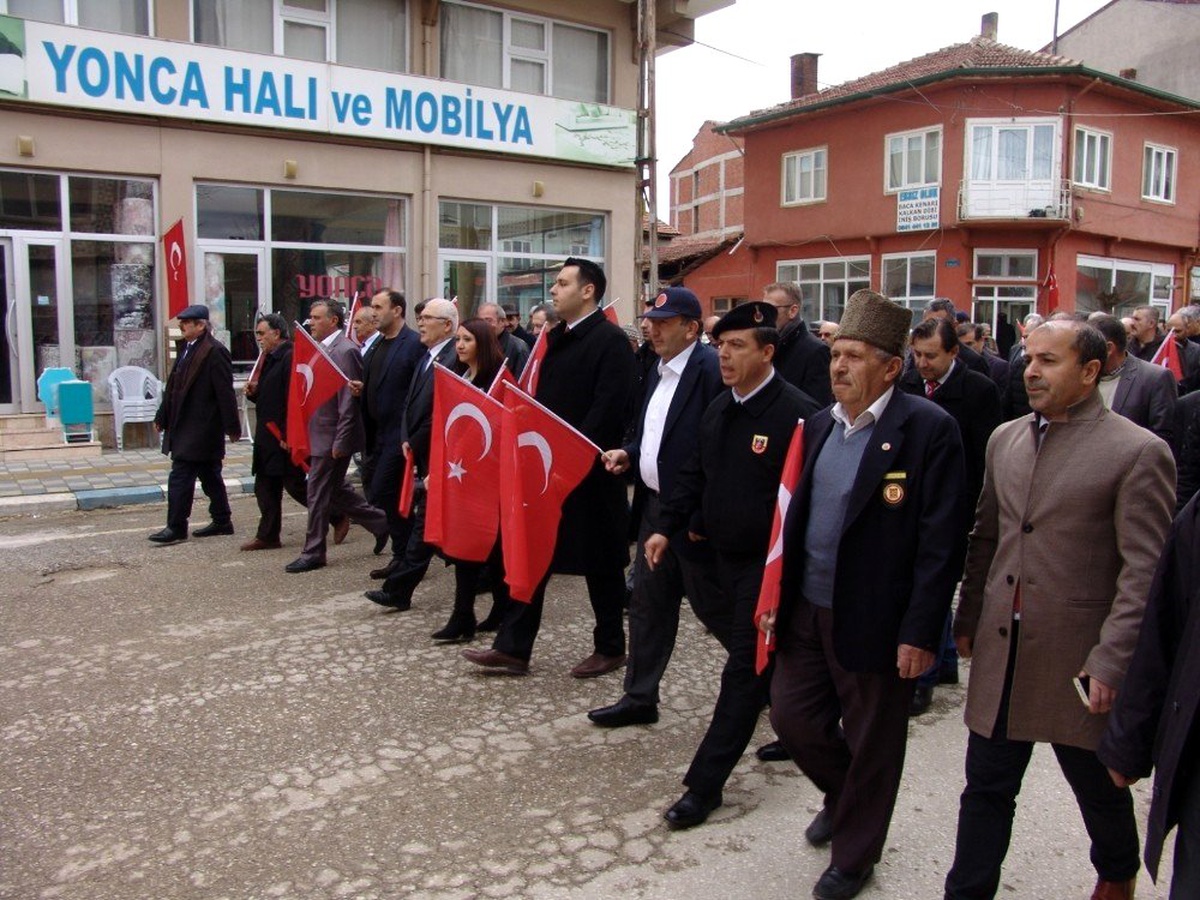 Pazaryeri ilçesi şehitler için yürüdü