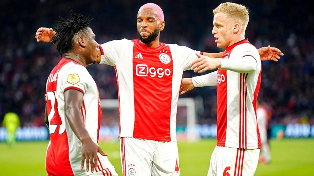 Ryan Babel\'in transferi sonrası Ajax, iki kulvarda iddiasını kaybetti