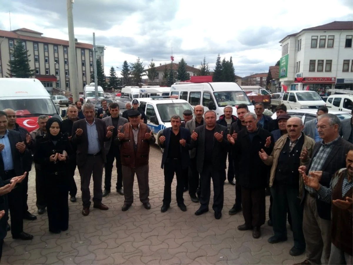Servis şoförlerinden Bahar Kalkanı Harekatı\'na konvoylu destek