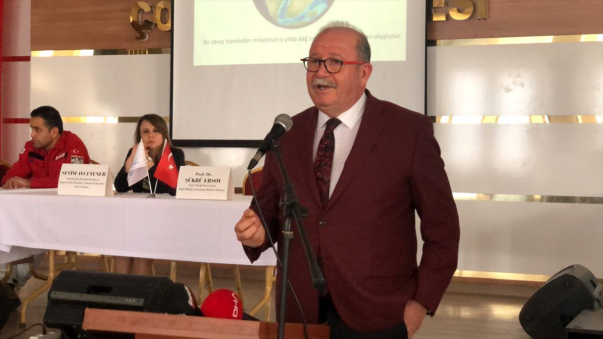 Tekirdağ\'da "Marmara Depremi ve Tsunami Potansiyeli" paneli