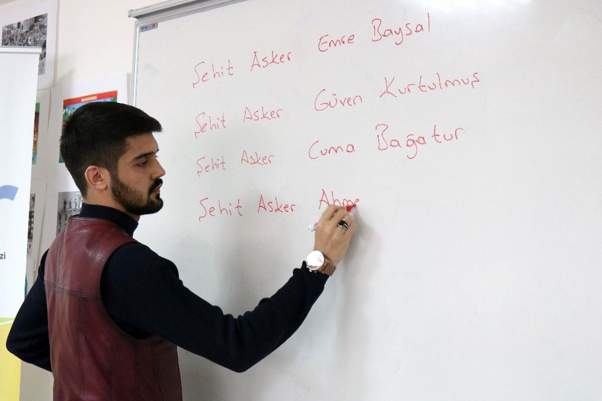 TÖMER öğrencileri İdlib şehitlerini andı