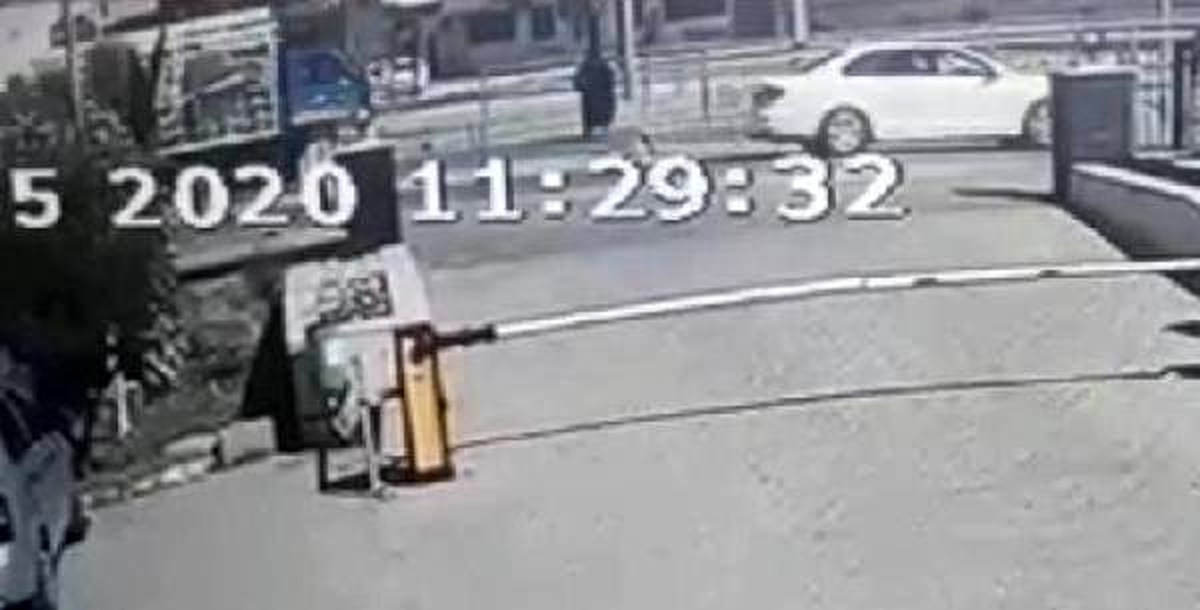 Yolun karşısına geçen kadına kamyon çarptı