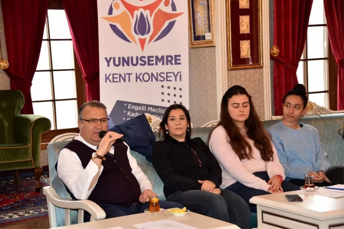 Yunusemre Kent Konseyi Öğrenci Çalıştayı yapıldı