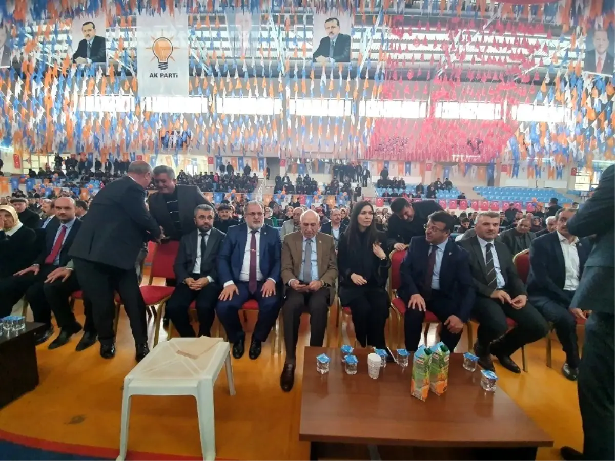 AK Parti Van Milletvekili Gülaçar\'dan 2023 seçimleri öncesinde önemli mesajlar