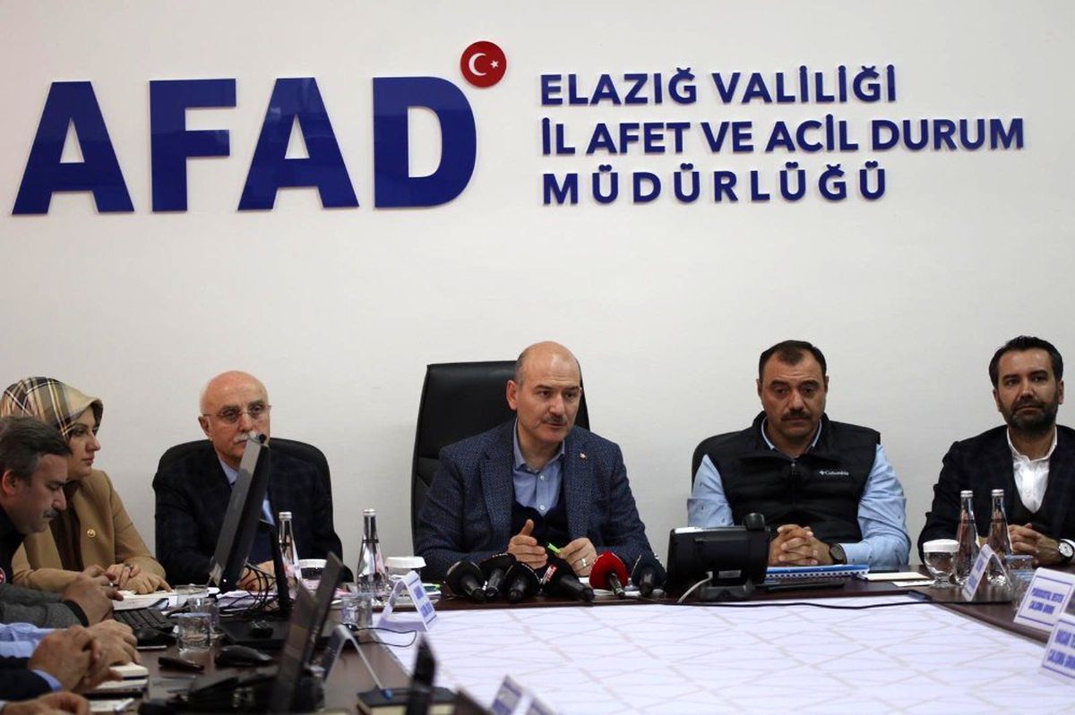 Bakan Soylu: "Devletin bugüne kadar Elazığ ve Malatya\'ya ayni ve nakdi olarak gönderdiği toplam 473...