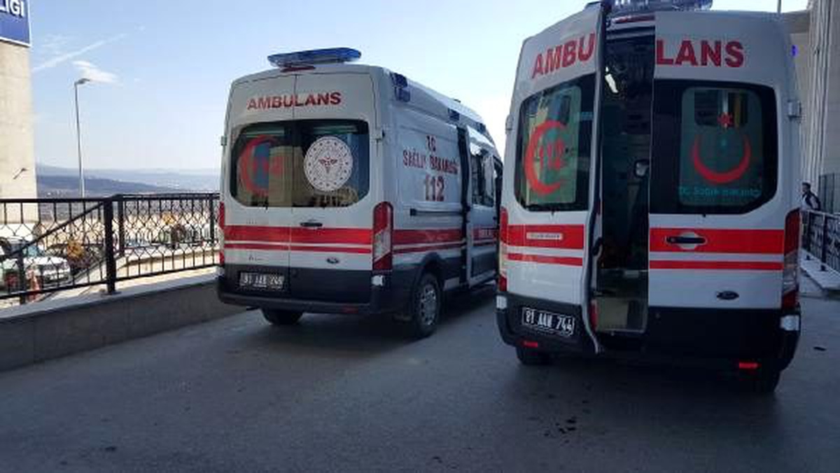 Çocukların oyun parkındaki kavgasına aileleri katıldı: 7 yaralı