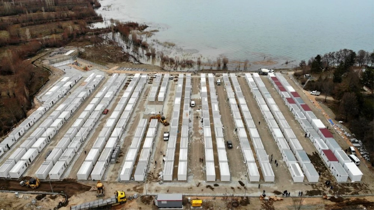 Depremin merkezi Sivrice\'de, 247 aile için konteyner kent tamamlandı